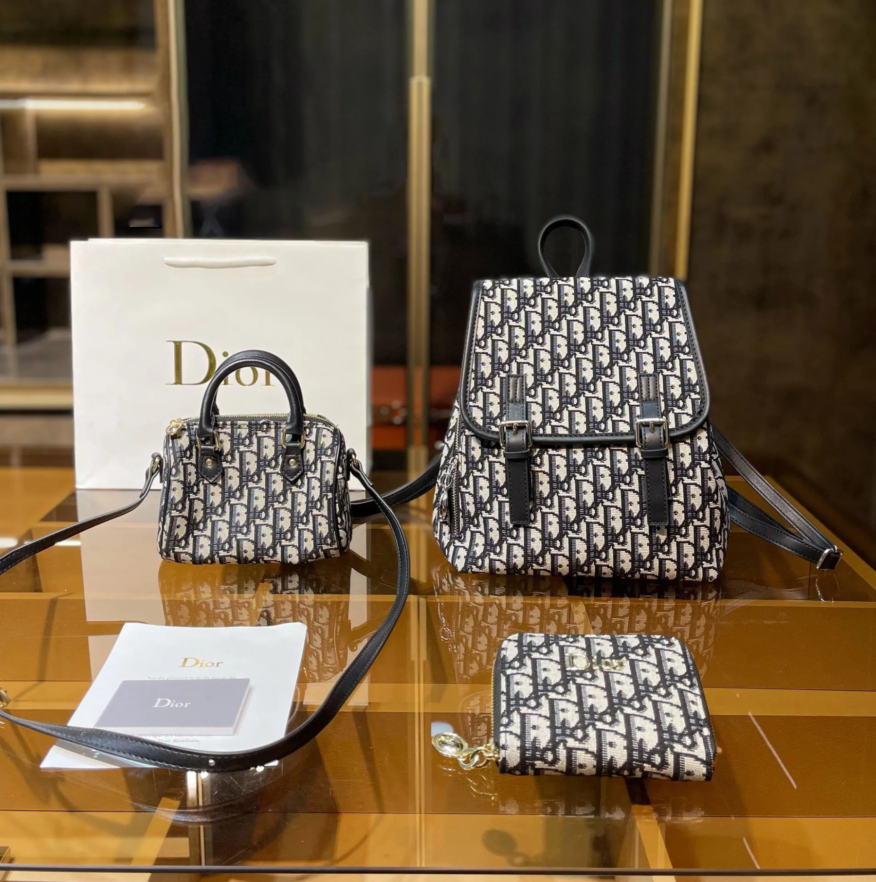 ♪直営店・公式Online♪Dior 30 MONTAIGNE NANO POUCH DHL配送3点セット お得